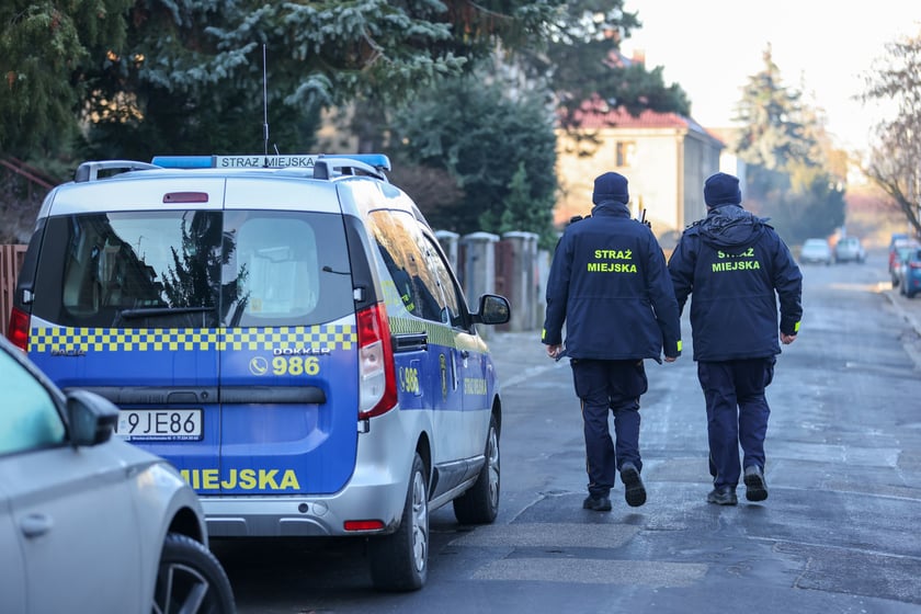 Fotoreporter wroclaw.pl kontrolował piece razem ze strażnikami miejskimi