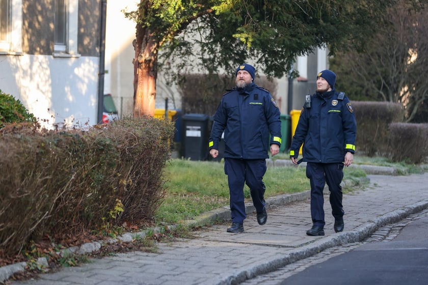 Fotoreporter wroclaw.pl kontrolował piece razem ze strażnikami miejskimi