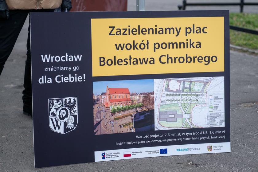 Wrocław zazielenia plac przy pomniku Bolesława Chrobrego - konferencja prasowa 17.03.2025