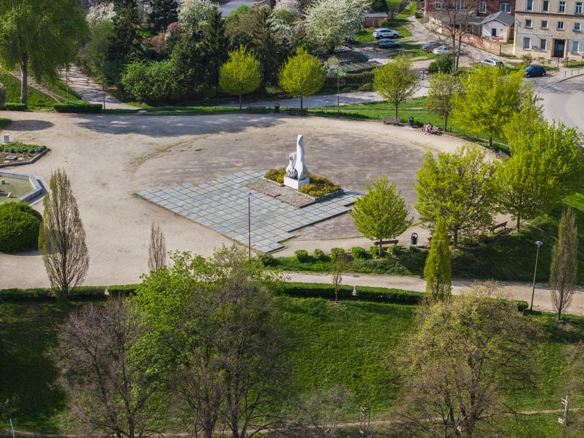 Wzgórze Słowiańskie we Wrocławiu.