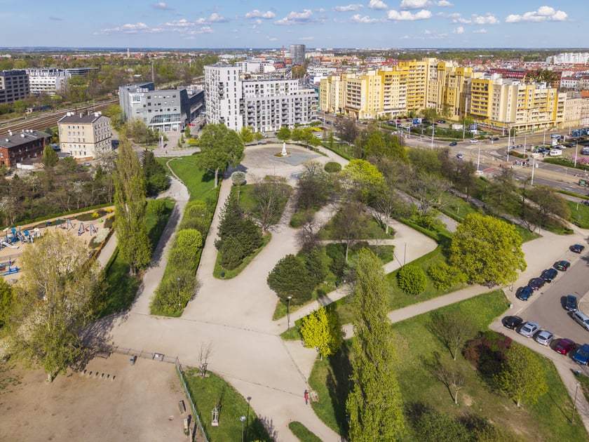Wzgórze Słowiańskie we Wrocławiu.