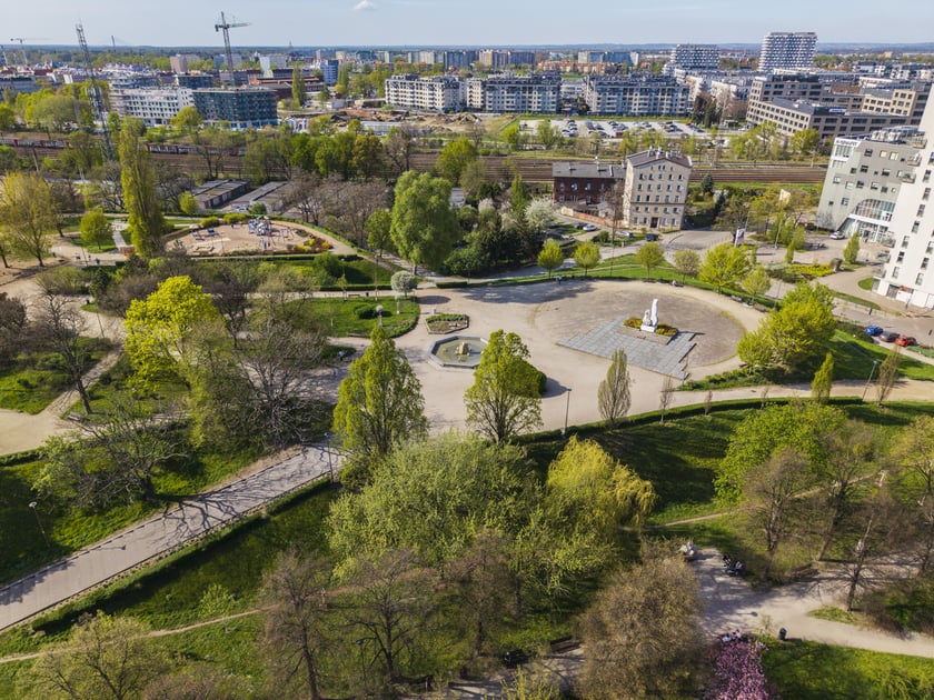 Wzgórze Słowiańskie we Wrocławiu.