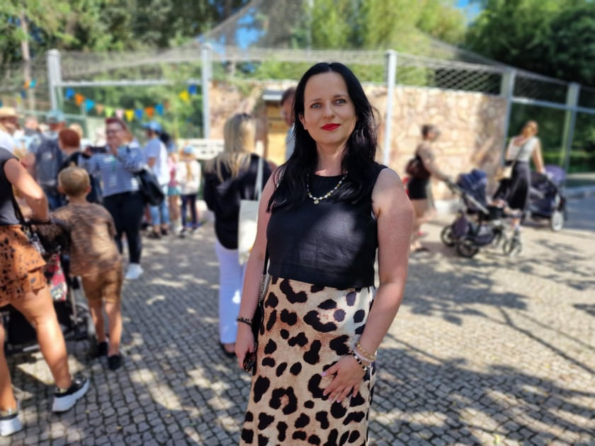 Pierwsze urodziny tygrys&oacute;w-czworaczk&oacute;w z wrocławskiego zoo. Na zdjęciu&nbsp;Małgorzata Cepińska,. "matka chrzestna" tygrysk&oacute;w. To ona wymyśliła ich imiona.&nbsp;