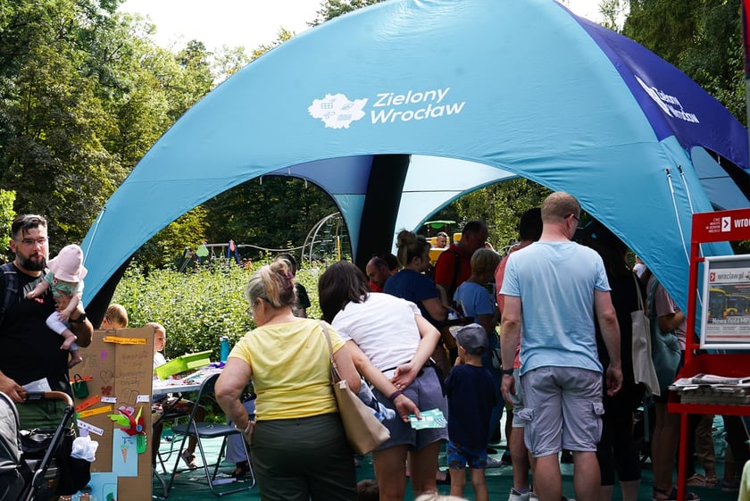 Piknik Wakacje z zielonym Wrocławiem w parku Brochowskim
