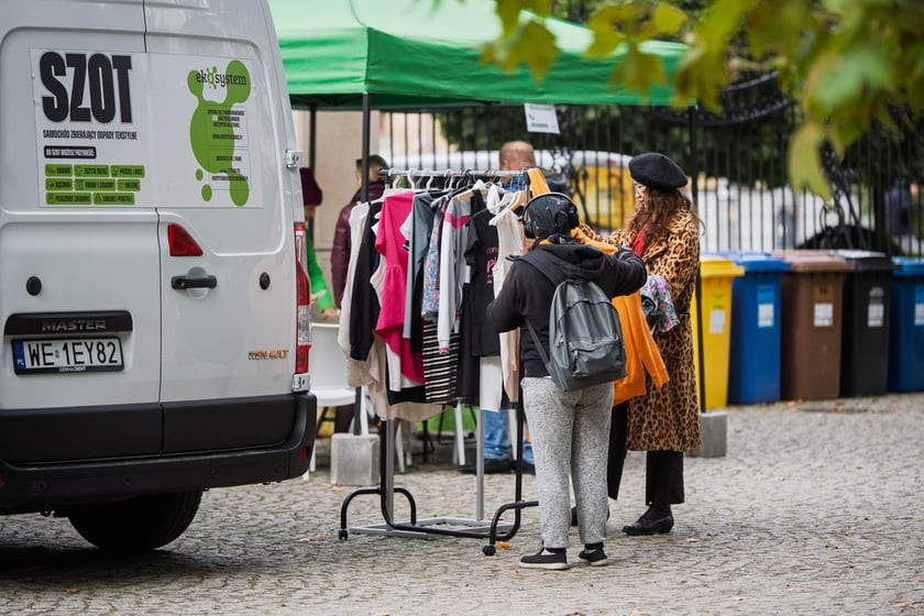 Międzypokoleniowy piknik ekologiczny w Ogrodzie Staromiejskim we Wrocławiu
