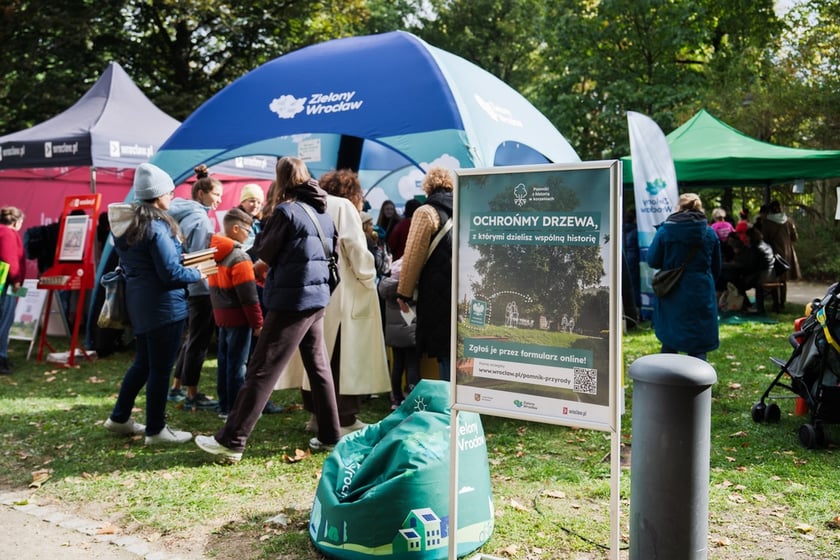 Międzypokoleniowy piknik ekologiczny w Ogrodzie Staromiejskim we Wrocławiu