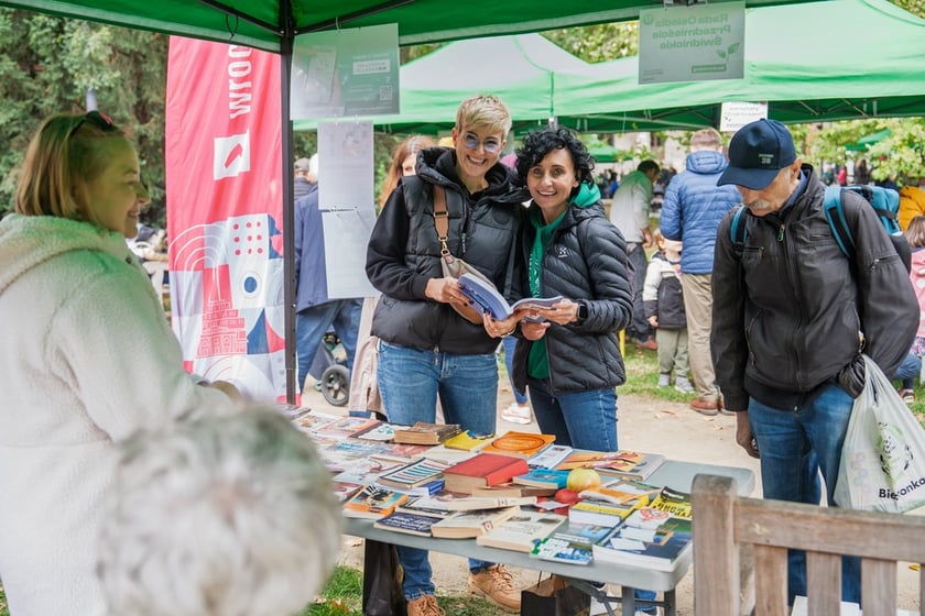 Międzypokoleniowy piknik ekologiczny w Ogrodzie Staromiejskim we Wrocławiu