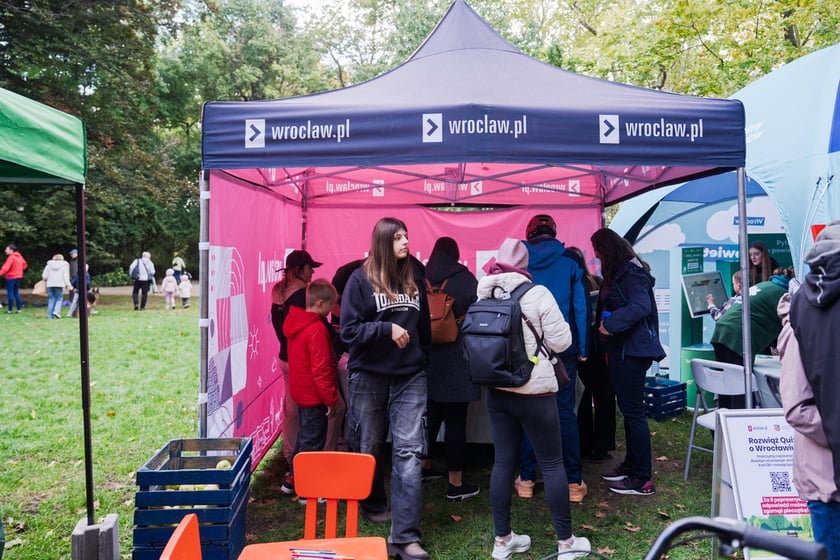 Międzypokoleniowy piknik ekologiczny w Ogrodzie Staromiejskim we Wrocławiu