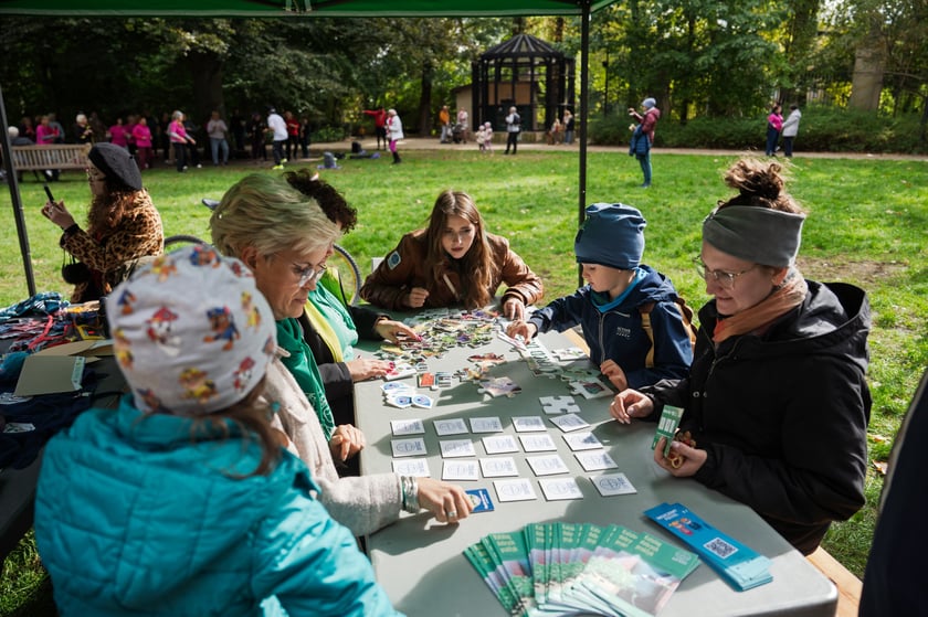 Międzypokoleniowy piknik ekologiczny w Ogrodzie Staromiejskim we Wrocławiu