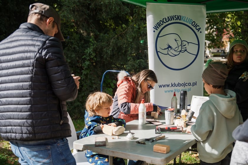 Międzypokoleniowy piknik ekologiczny w Ogrodzie Staromiejskim we Wrocławiu