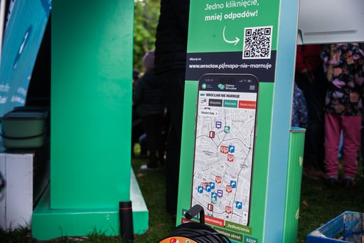 Międzypokoleniowy piknik ekologiczny w Ogrodzie Staromiejskim we Wrocławiu