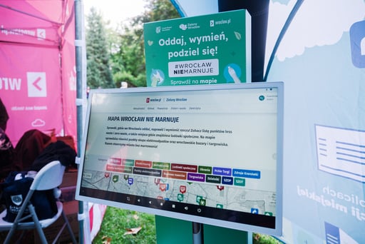 Międzypokoleniowy piknik ekologiczny w Ogrodzie Staromiejskim we Wrocławiu