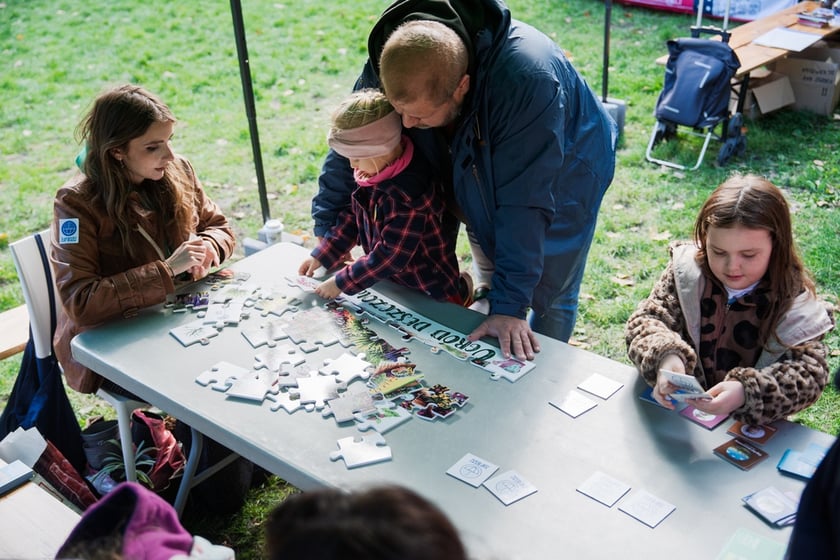 Międzypokoleniowy piknik ekologiczny w Ogrodzie Staromiejskim we Wrocławiu
