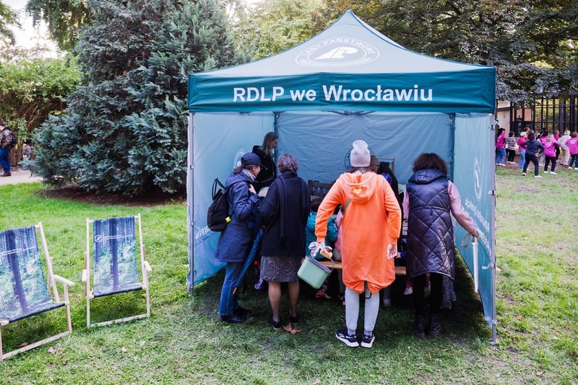 Międzypokoleniowy piknik ekologiczny w Ogrodzie Staromiejskim we Wrocławiu