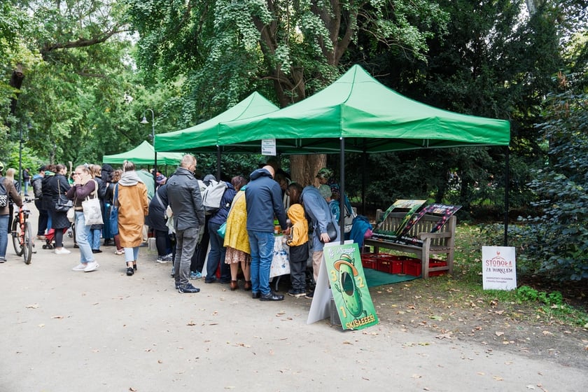 Międzypokoleniowy piknik ekologiczny w Ogrodzie Staromiejskim we Wrocławiu