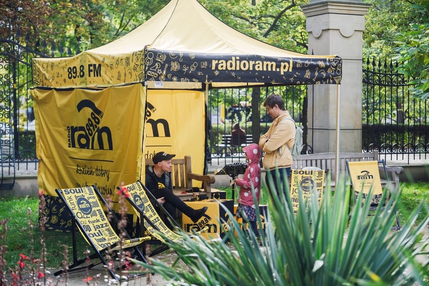 Międzypokoleniowy piknik ekologiczny w Ogrodzie Staromiejskim we Wrocławiu