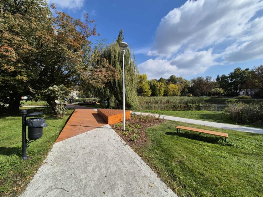 Skwer między ulicami Żernicką a Objazdową na osiedlu Żerniki we Wrocławiu