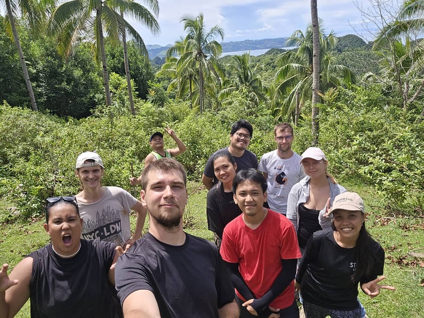 Jakub Leśniewicz i Bartek Leśniewicz liczyli wyraki i lotokoty w dżungli na Filipinach