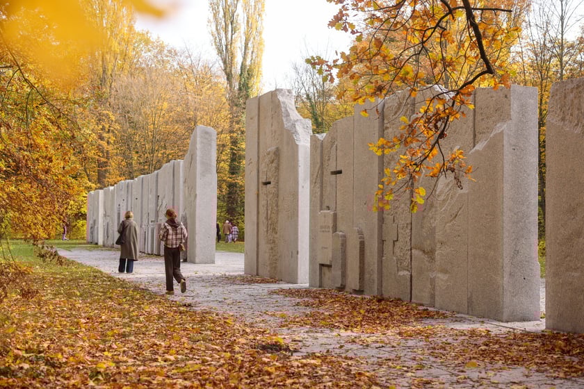 Odnowiony Pomnik Wspólnej Pamięci w parku Grabiszyńskim, 1 listopada 2025