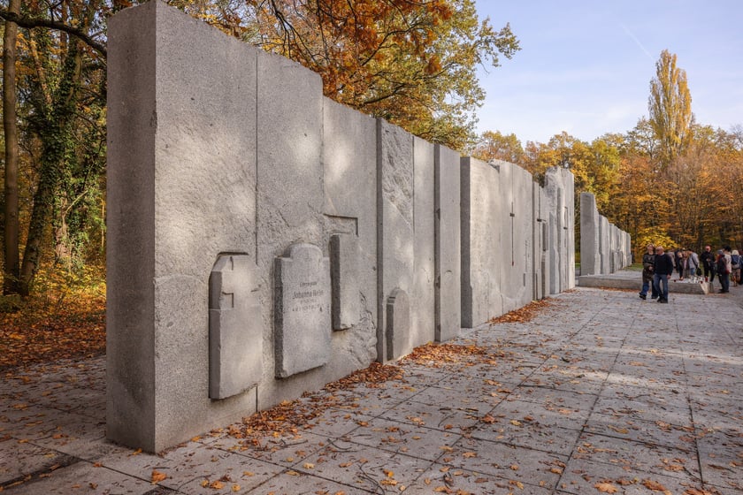 Odnowiony Pomnik Wspólnej Pamięci w parku Grabiszyńskim, 1 listopada 2025