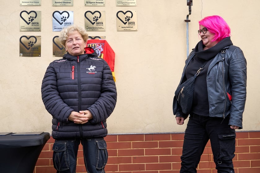 Uroczystość wręczenia odznaczenia &bdquo;Wrocławskie Serce dla Zwierząt&rdquo; i wyr&oacute;żnień &ndash; przemawia Barbara Borzymowska