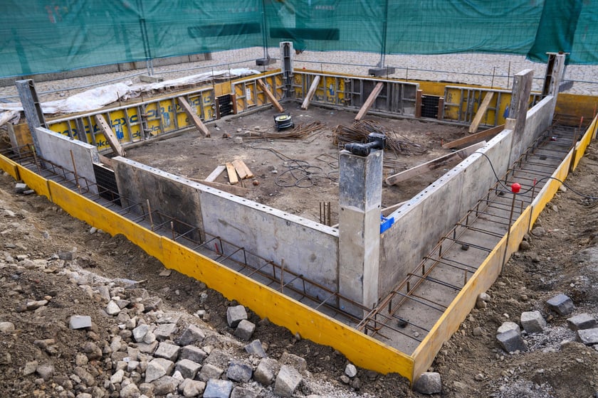 Prace przy zazielenieniu Rynku, 11.02.2026.