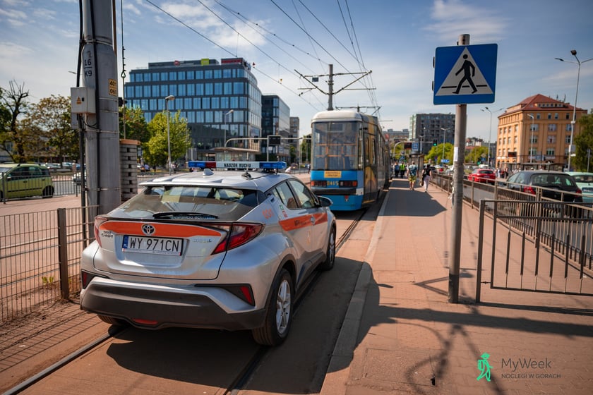 Uszkodzony pantograf w tramwaju na Pl. Jana Pawła II - 5 maja 2026 r.