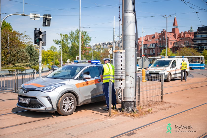 Uszkodzony pantograf w tramwaju na Pl. Jana Pawła II - 5 maja 2026 r.