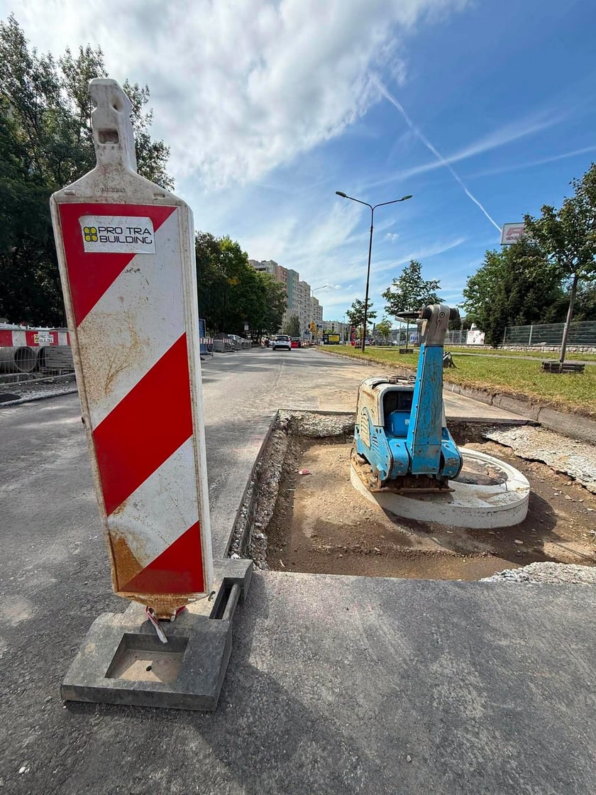 Remont ul. Szybowcowej na Gądowie.