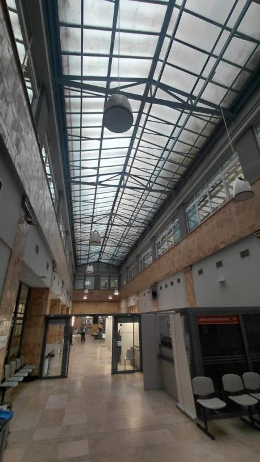 Świetlik nad holem w budynku przy ul. Dobrzyńskiej