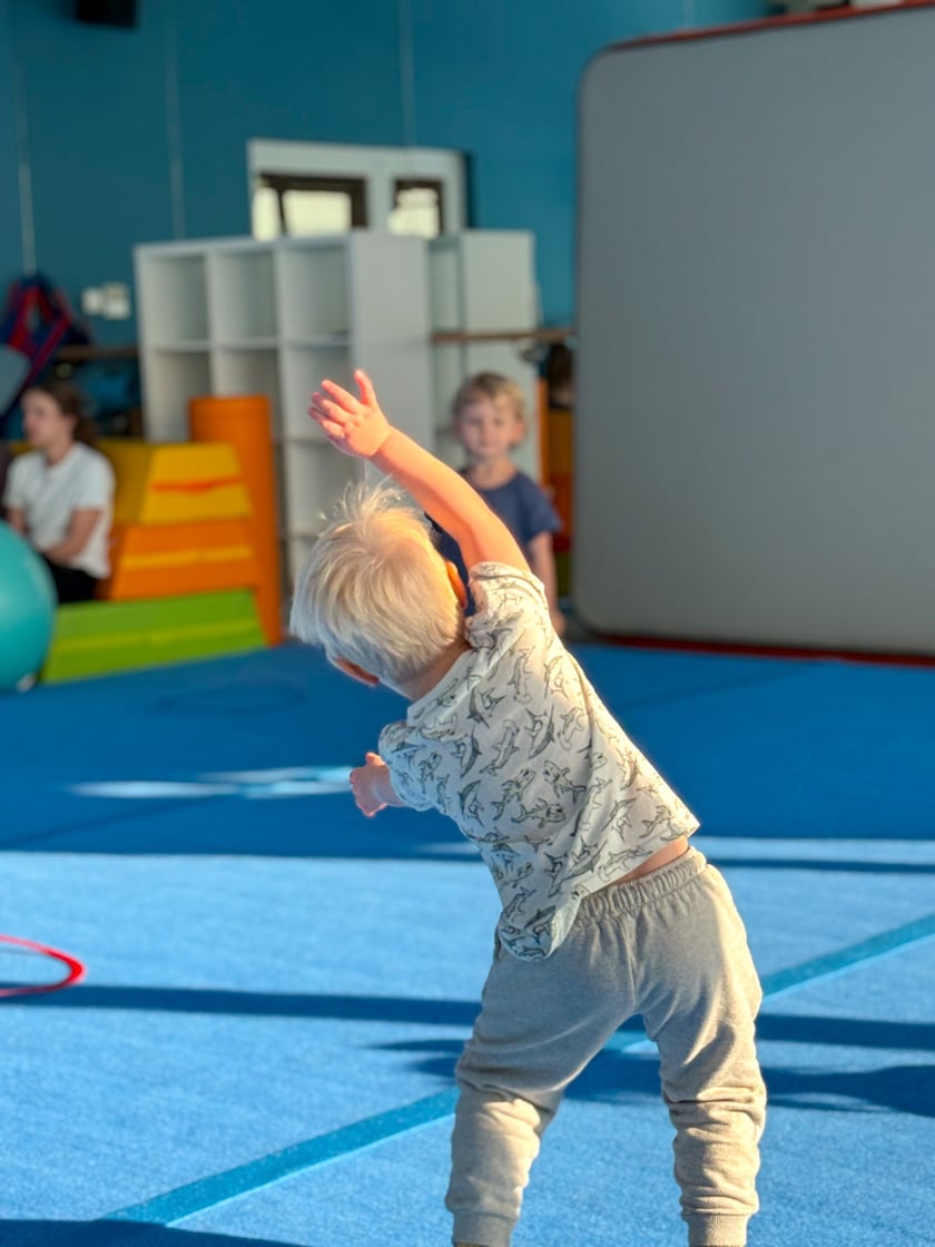 Dzieci podczas zajęć w ramach AquaKids Academy  / zdjęcie ilustracyjne