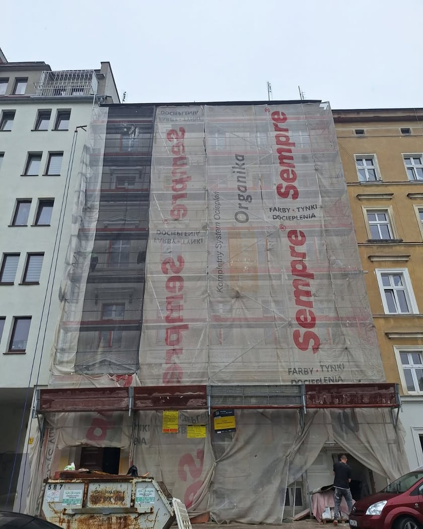 <p>remont kamienicy przy Żeromskiego 5</p>