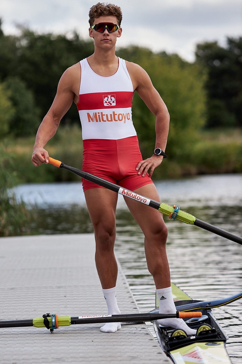 Michał Rańda podczas wioślarskich zawodów