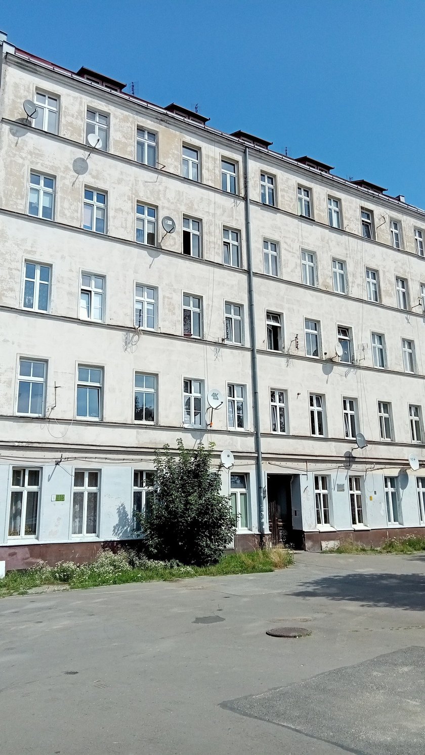 <p>Legnicka 27</p>