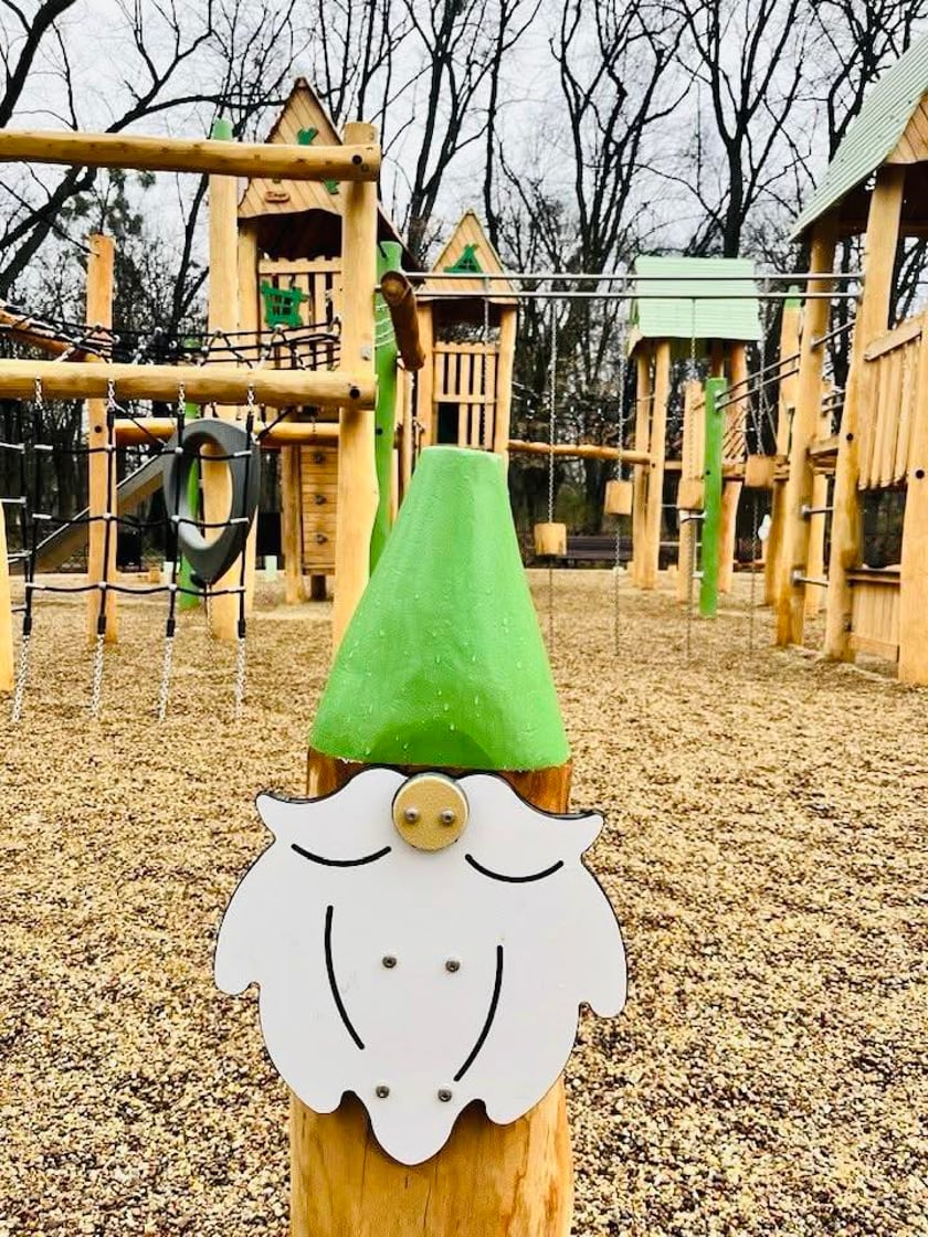 Osada krasnali w Parku Południowym