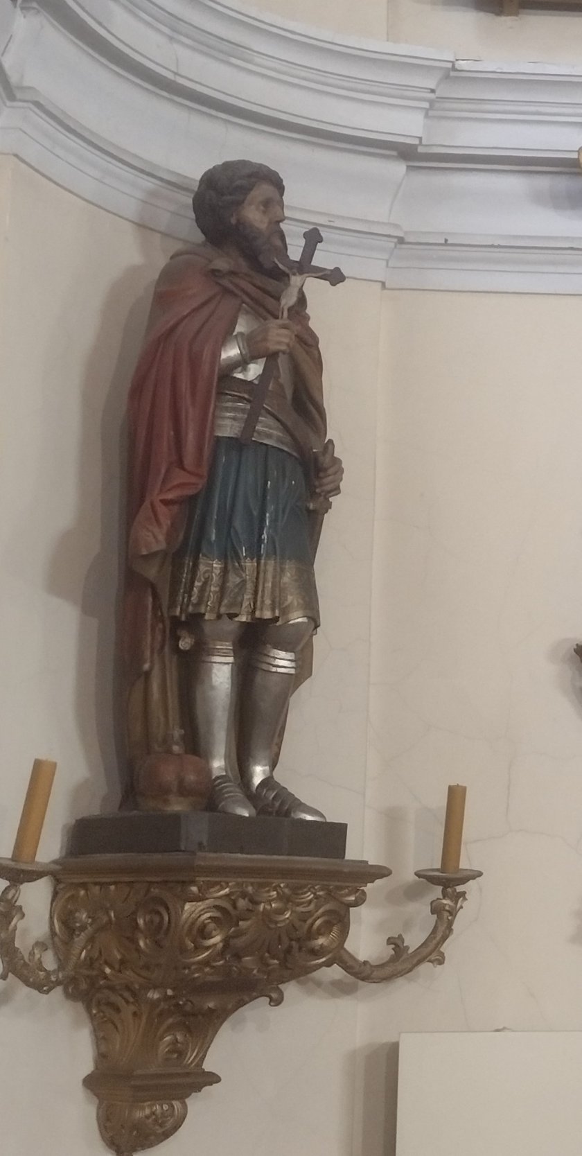 Powiększ obraz: <p>św. Maurycy &ndash; figura w kaplicy bocznej kościoła</p>