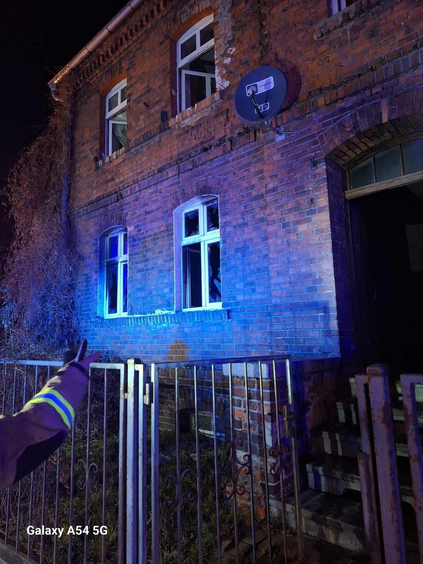 Kamienica przy ul. Stanisławowskiej po pożarze