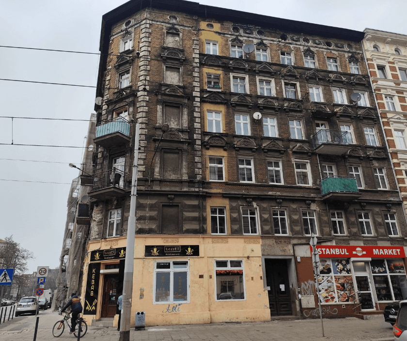 Powiększ obraz: <p>Słowiańska 2</p>
