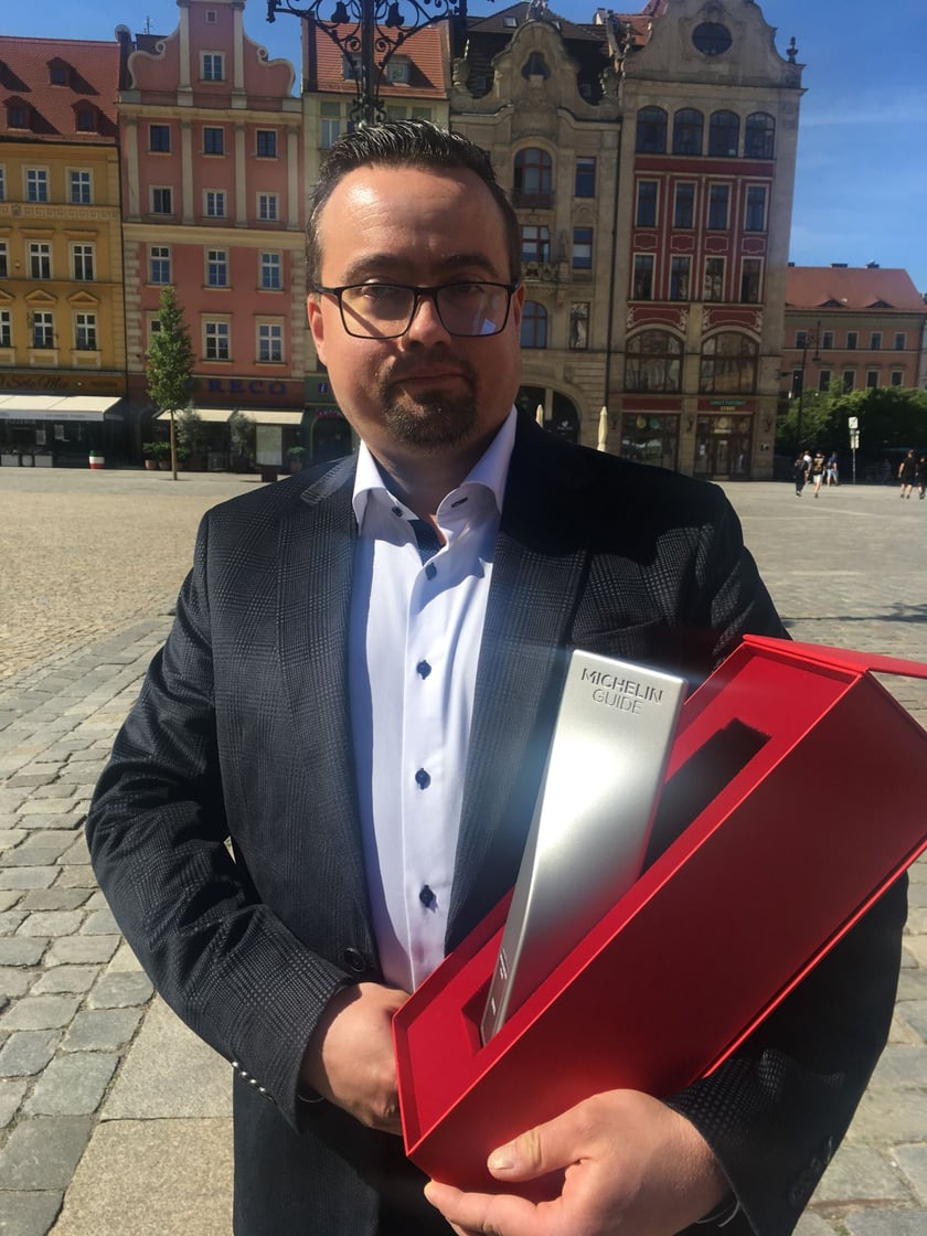 <p>Michał Tomaszewski, wsp&oacute;łwłaściciel restauracji Babinicz ze Szczawna Zdroju</p>