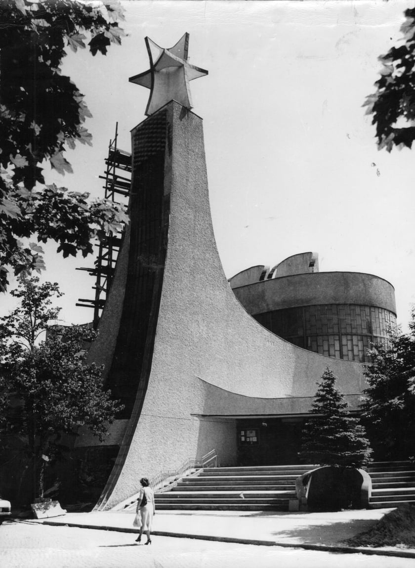 <p>Kości&oacute;ł św. Wawrzyńca przy ul. Bujwida</p>