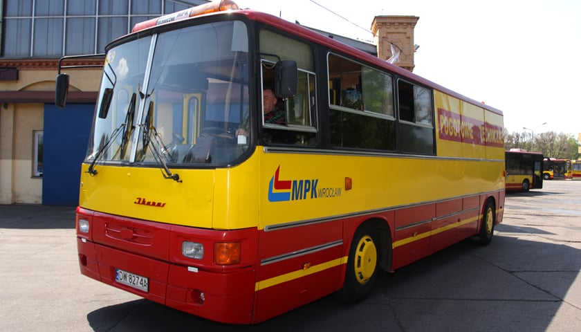 MPK sprzedaje kolejne autobusy i pogotowie techniczne