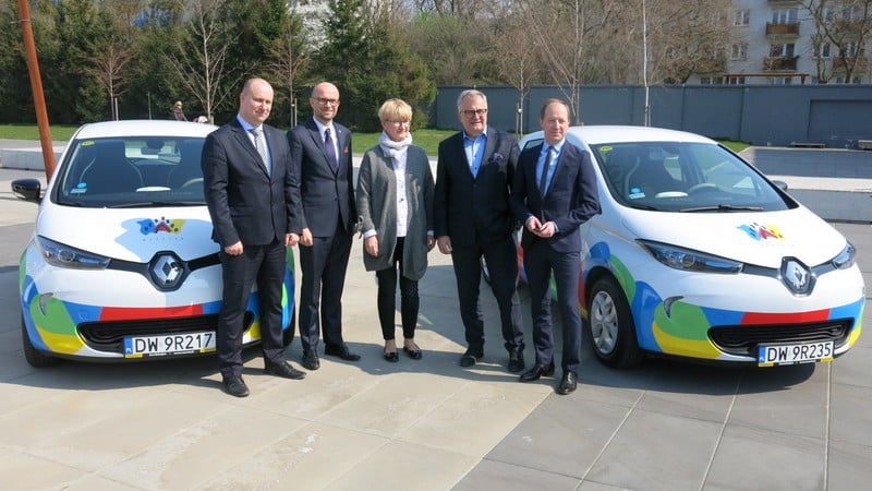 Czterdzieści Renault ZOE w barwach Vozilli już jeździ po Wrocławiu