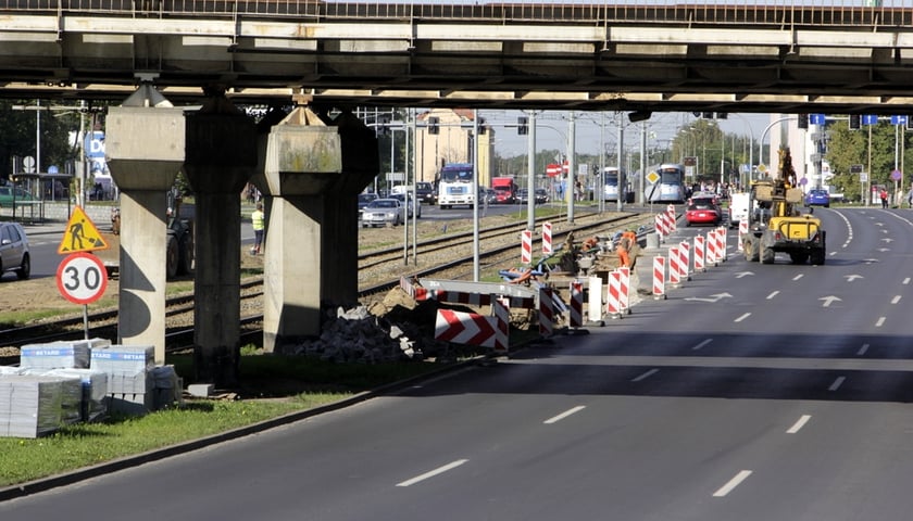 Będą mniejsze korki na Legnickiej w kierunku Leśnicy