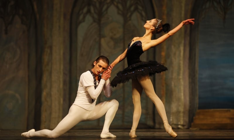 Zaproszenie na balet „Jezioro łabędzie” [ZAKOŃCZONY]