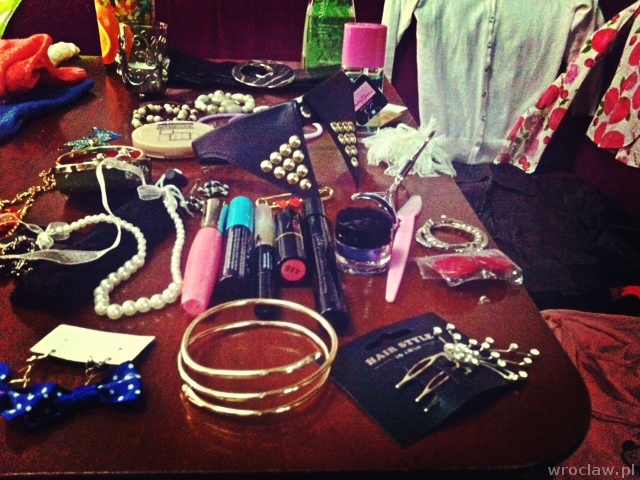 Panie przyszły złowić „perełki”