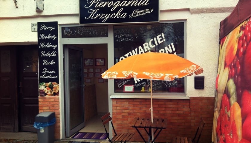 Pierogarnie we Wrocławiu [ADRESY, CENY, MENU]