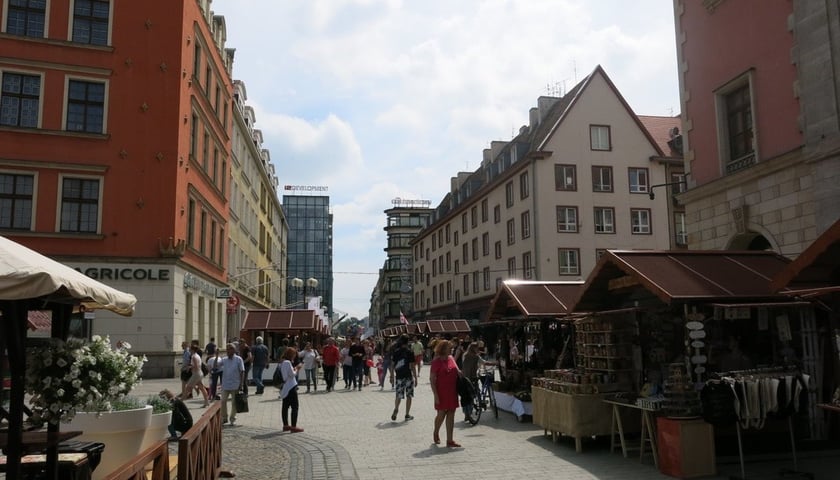 Ruszył jarmark produktów regionalnych Europy na Widelcu 2016 [ZDJĘCIA]