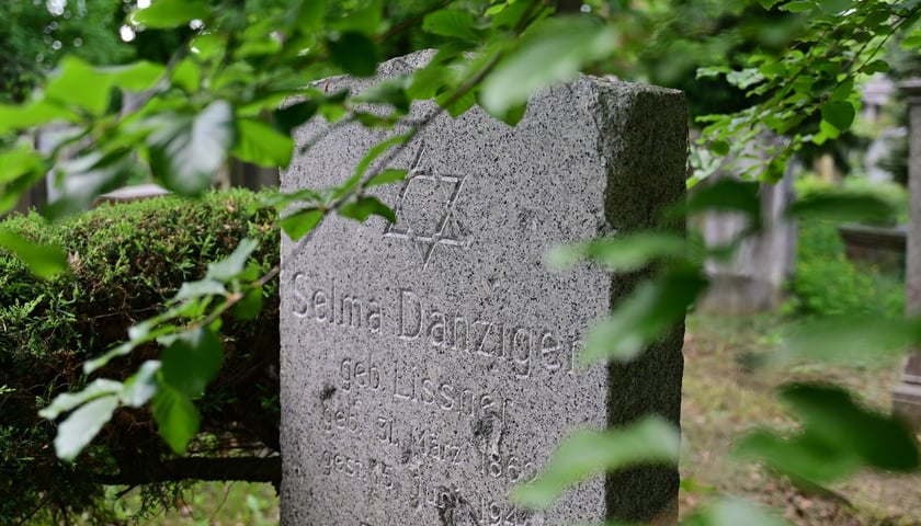 Stary Cmentarz Żydowski przy ulicy Ślężnej
