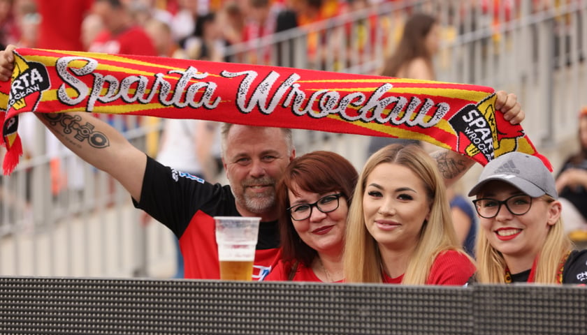 Kibice na żużlu BETARD Sparta Wrocław – ZOOleszcz GKM Grudziądz