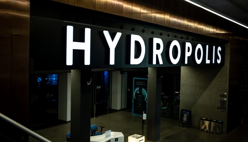 <p>Wejście do Hydropolis</p>